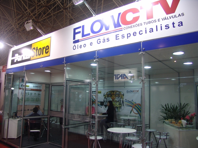 fachada do stand da FlowCTV na BO2015